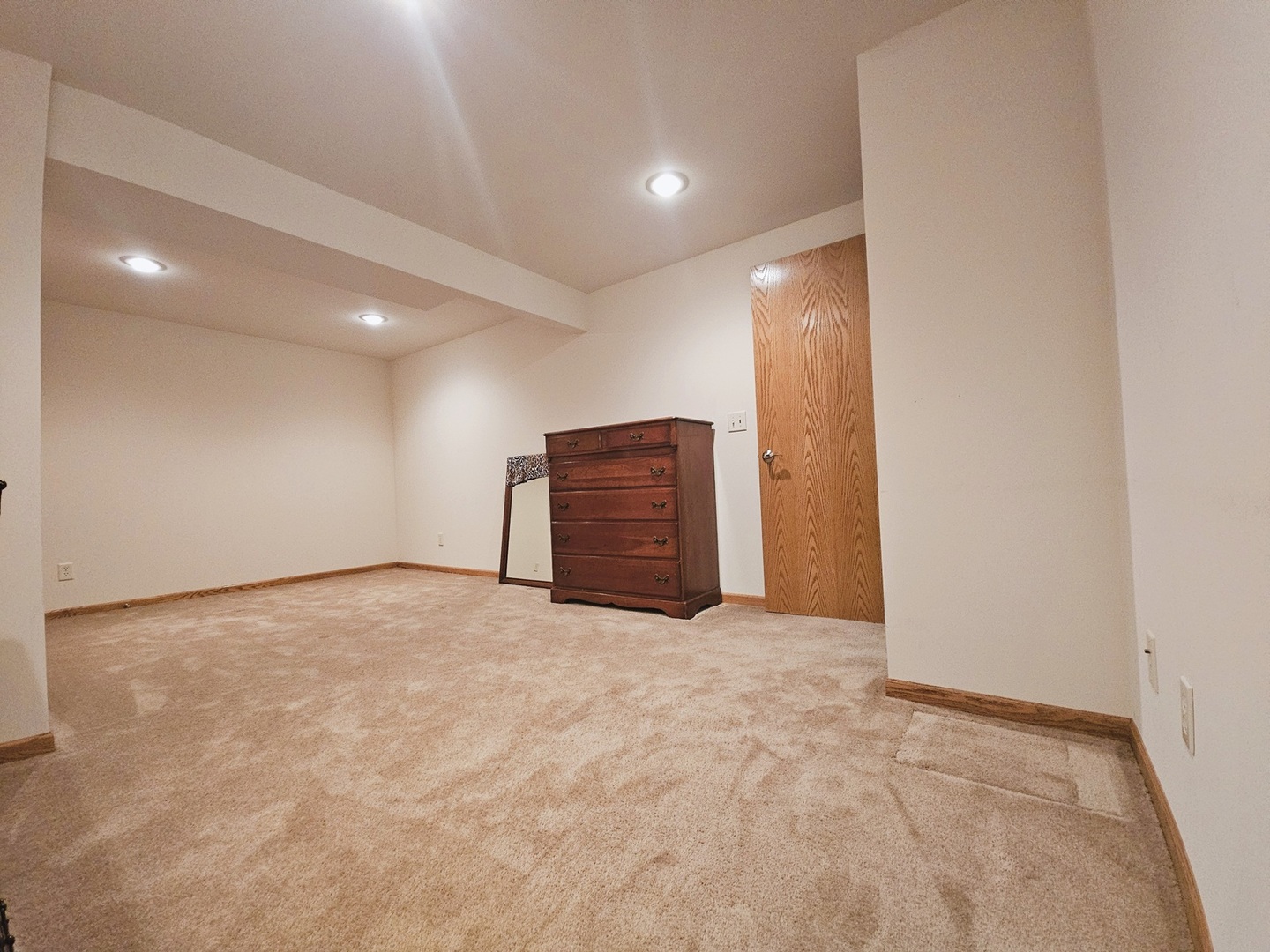 1670 Overlook Drive Dixon, IL 61021 - Photo 28 of 36 a view of an empty room