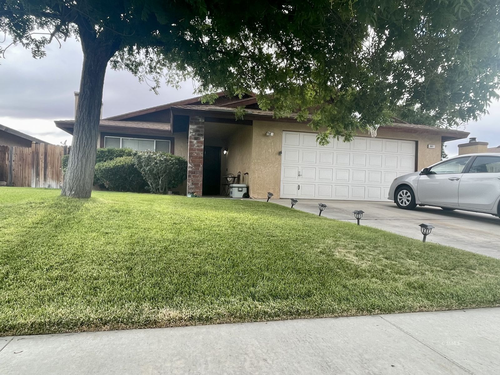 601 South Appaloosa Street Ridgecrest, CA 93555 - Photo 1 of 20 Gallery Image 1