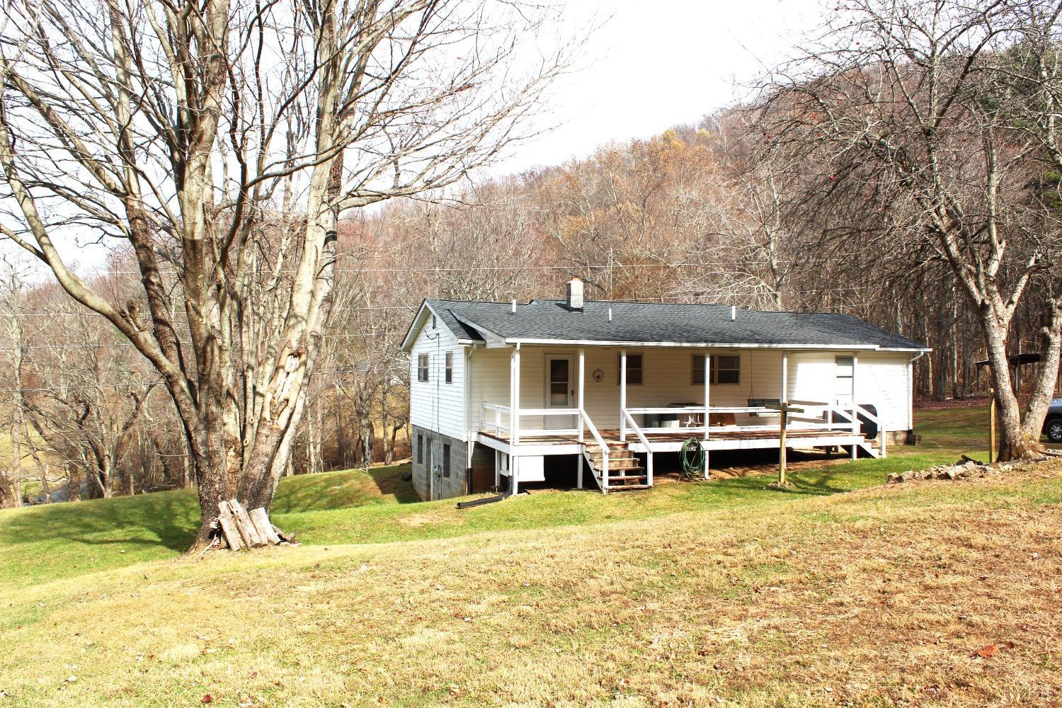 116 Wiggins Spring Road Vesuvius, VA 24483 - Photo 21 of 28 Gallery Image 21