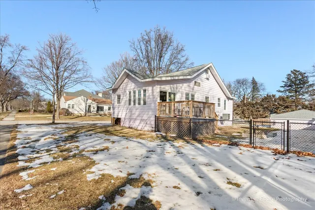 $325,000 | 139 North Grant Street, Westmont, IL 60559