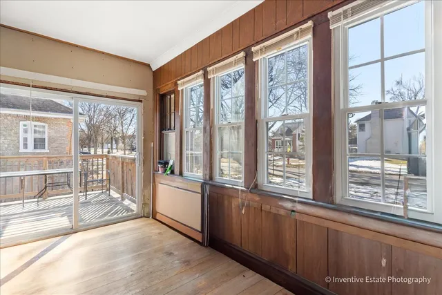 $325,000 | 139 North Grant Street, Westmont, IL 60559