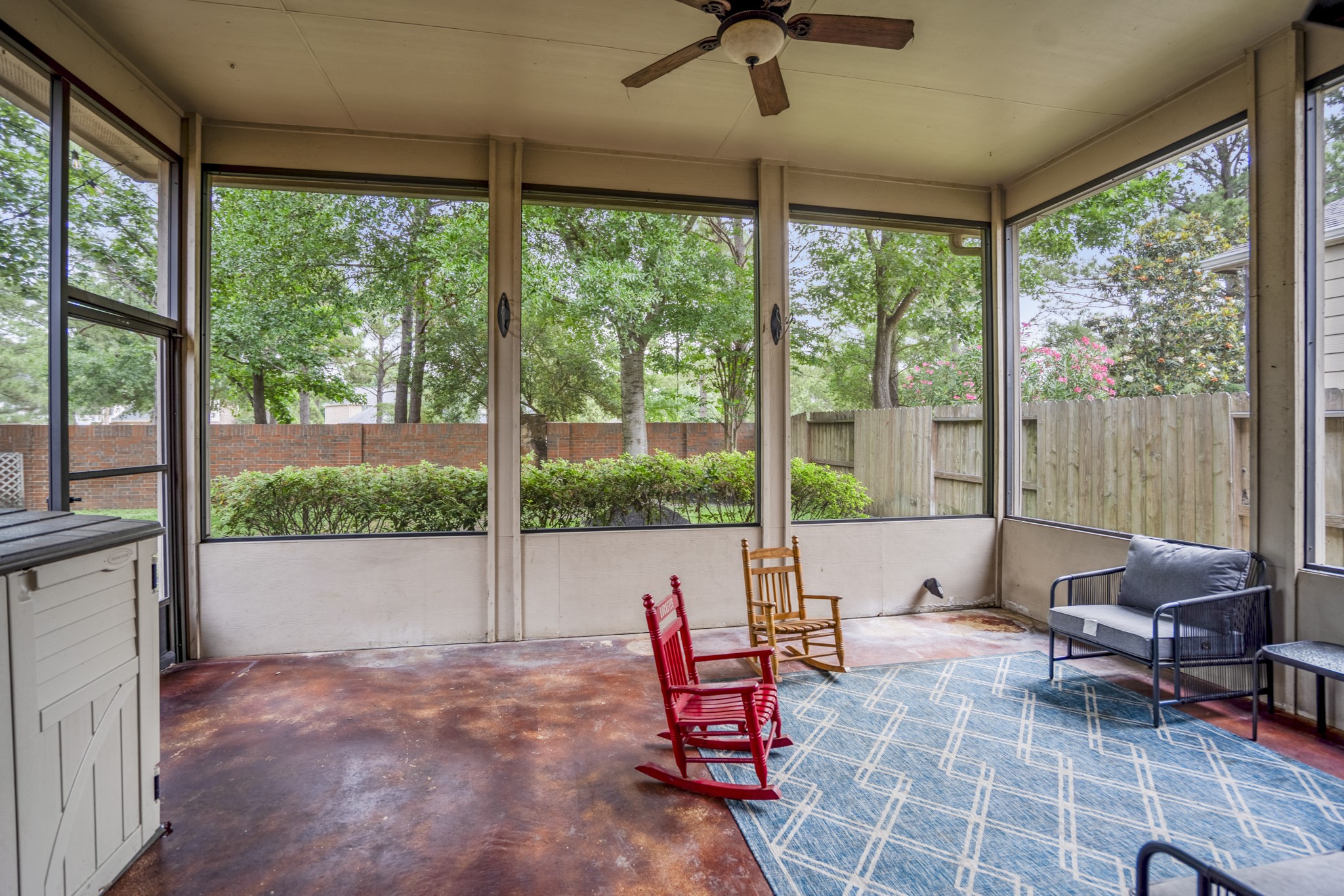 10410 Pitcataway Drive Spring, TX 77379 - Photo 26 of 48 A flexible space for your family to enjoy year-round is the sunroom, offering complete tranquil views of the backyard.