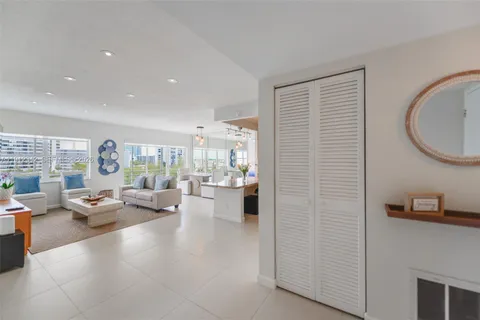 $335,000 | 400 Diplomat Parkway, Unit 704, Hallandale Beach, FL 33009