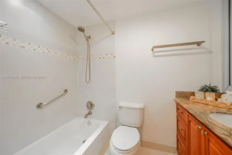 $335,000 | 400 Diplomat Parkway, Unit 704, Hallandale Beach, FL 33009