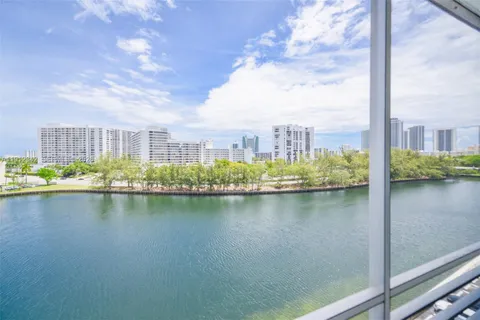 $335,000 | 400 Diplomat Parkway, Unit 704, Hallandale Beach, FL 33009