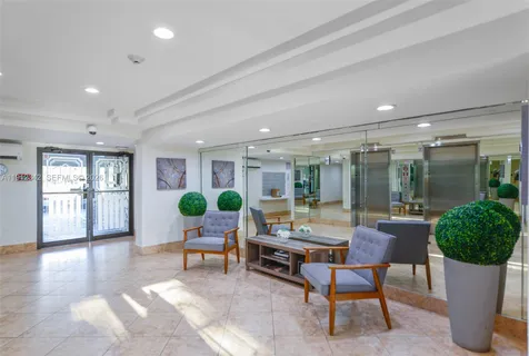 $335,000 | 400 Diplomat Parkway, Unit 704, Hallandale Beach, FL 33009