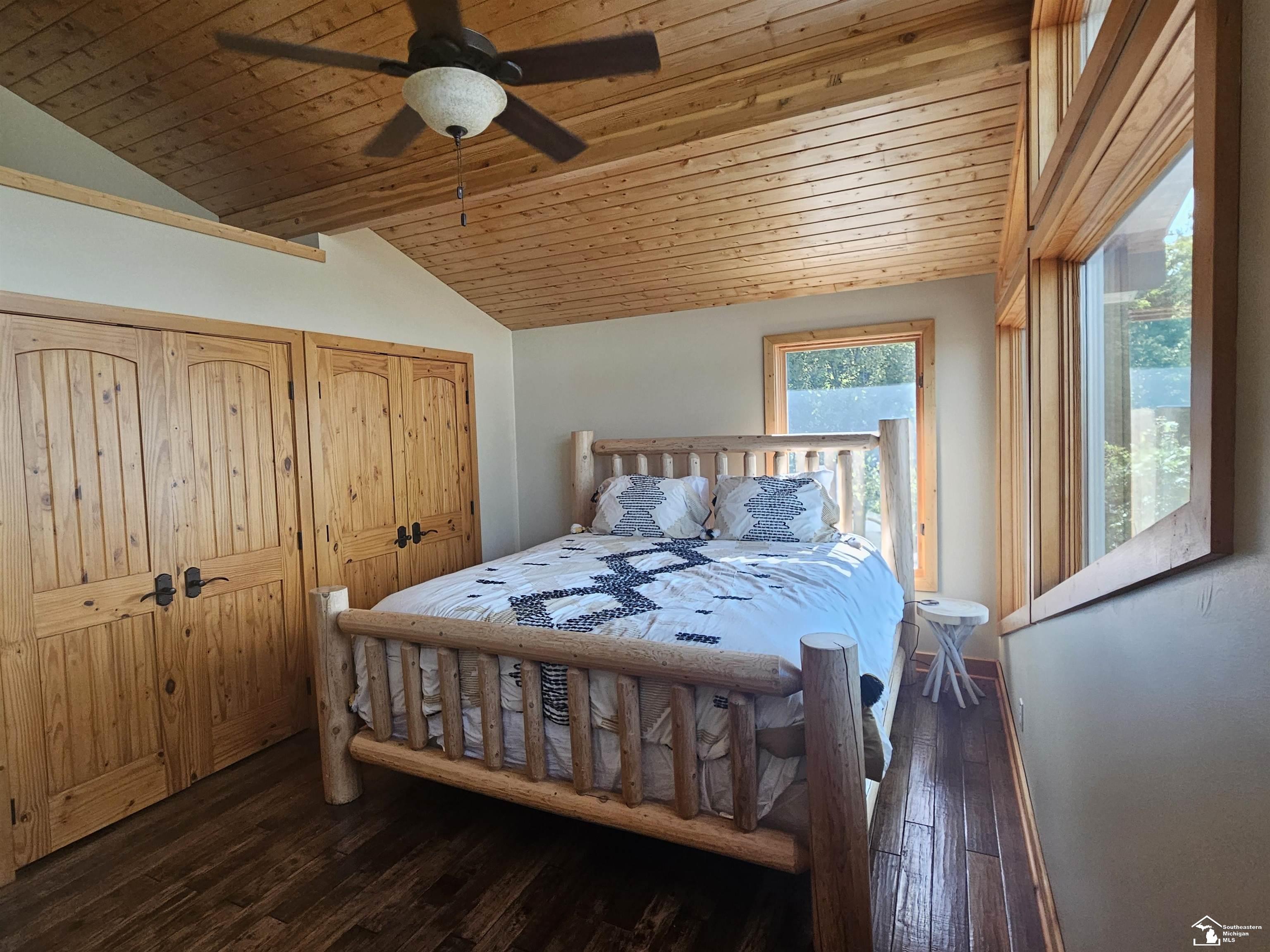 6411 South Shields Road Pentwater, MI 49449 - Photo 26 of 66 50155647-9d7d520e-56ab-4f82-94e3-4174f9579ed7.JPG