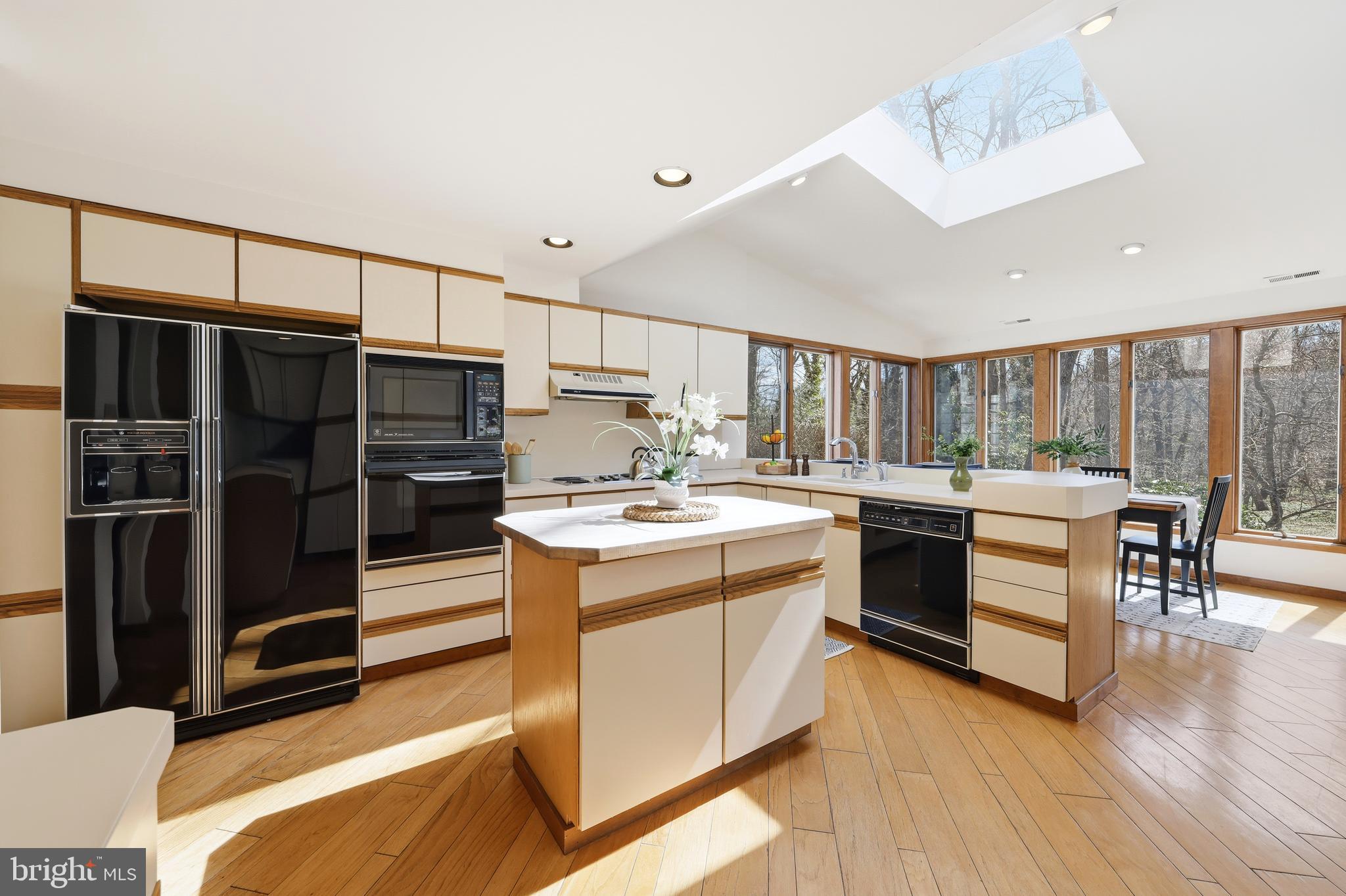 300 Sawmill Road Cherry Hill, NJ 08034 - Photo 11 of 47 Kitchen