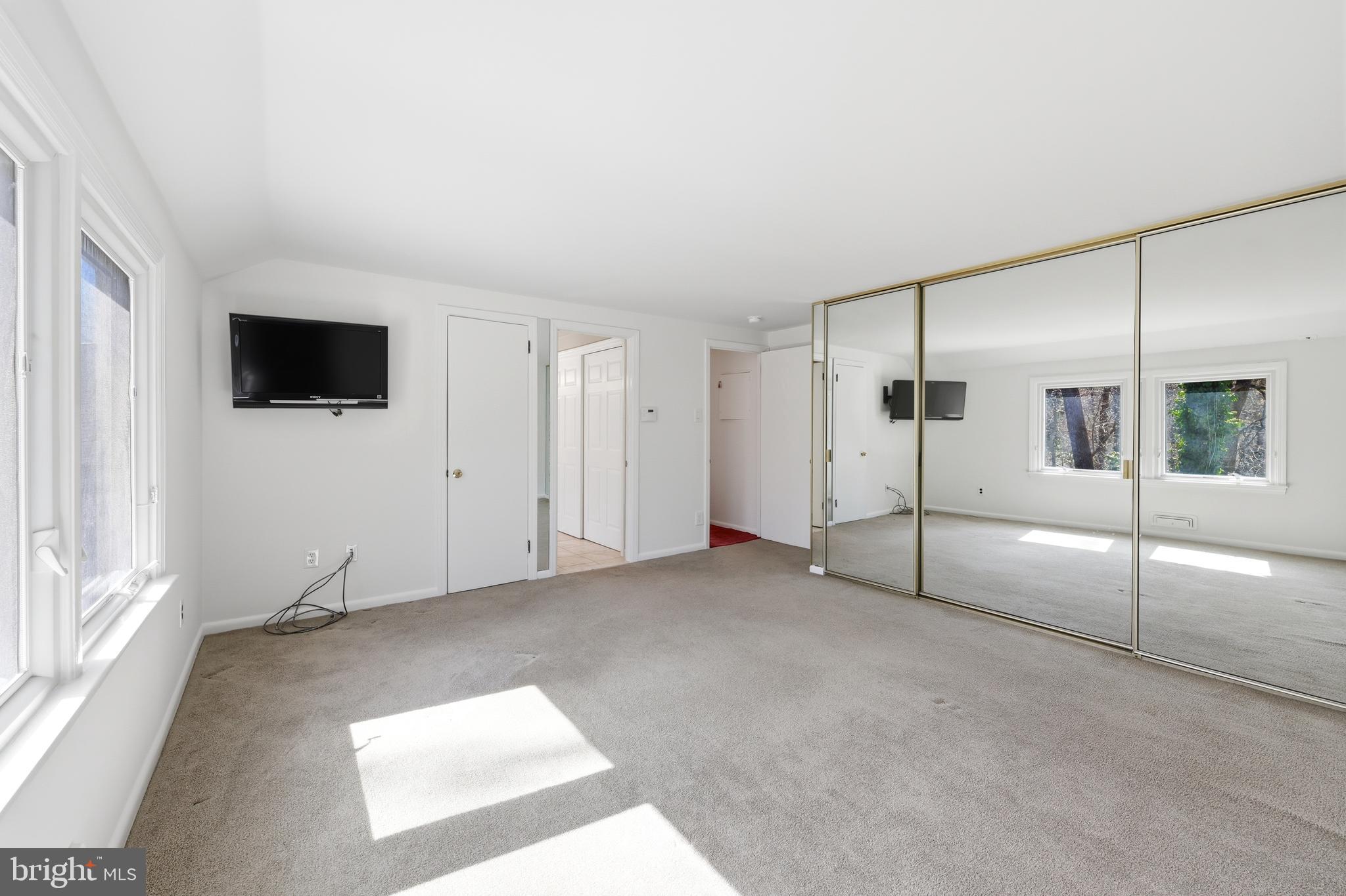 300 Sawmill Road Cherry Hill, NJ 08034 - Photo 24 of 47 Primary Bedroom