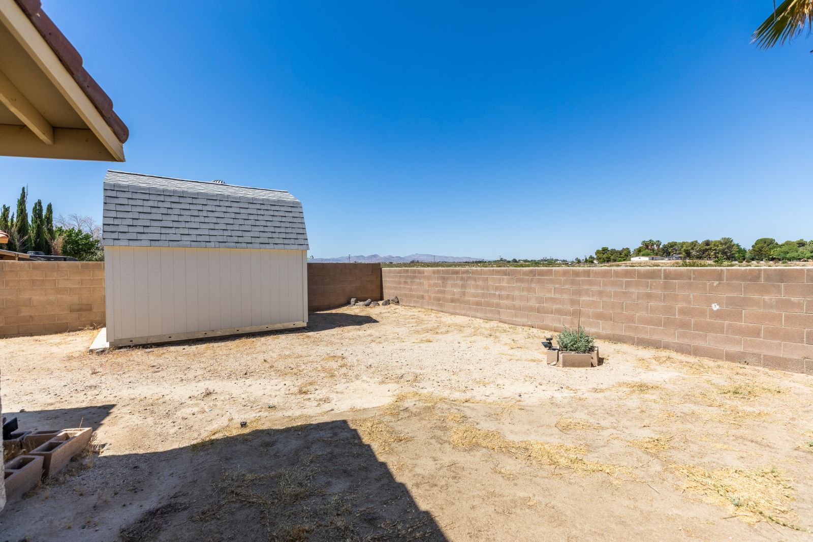 1220 Flora Way Ridgecrest, CA 93555 - Photo 36 of 37