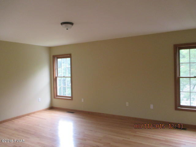 1789 Pne Rdg Drive Bushkill, PA 18324 - Photo 14 of 17