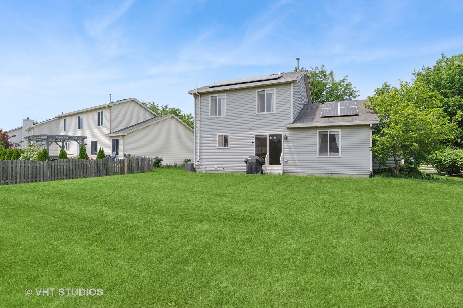2477 Smithfield Court Aurora, IL 60503 - Photo 17 of 17 a front view of house with yard and green space