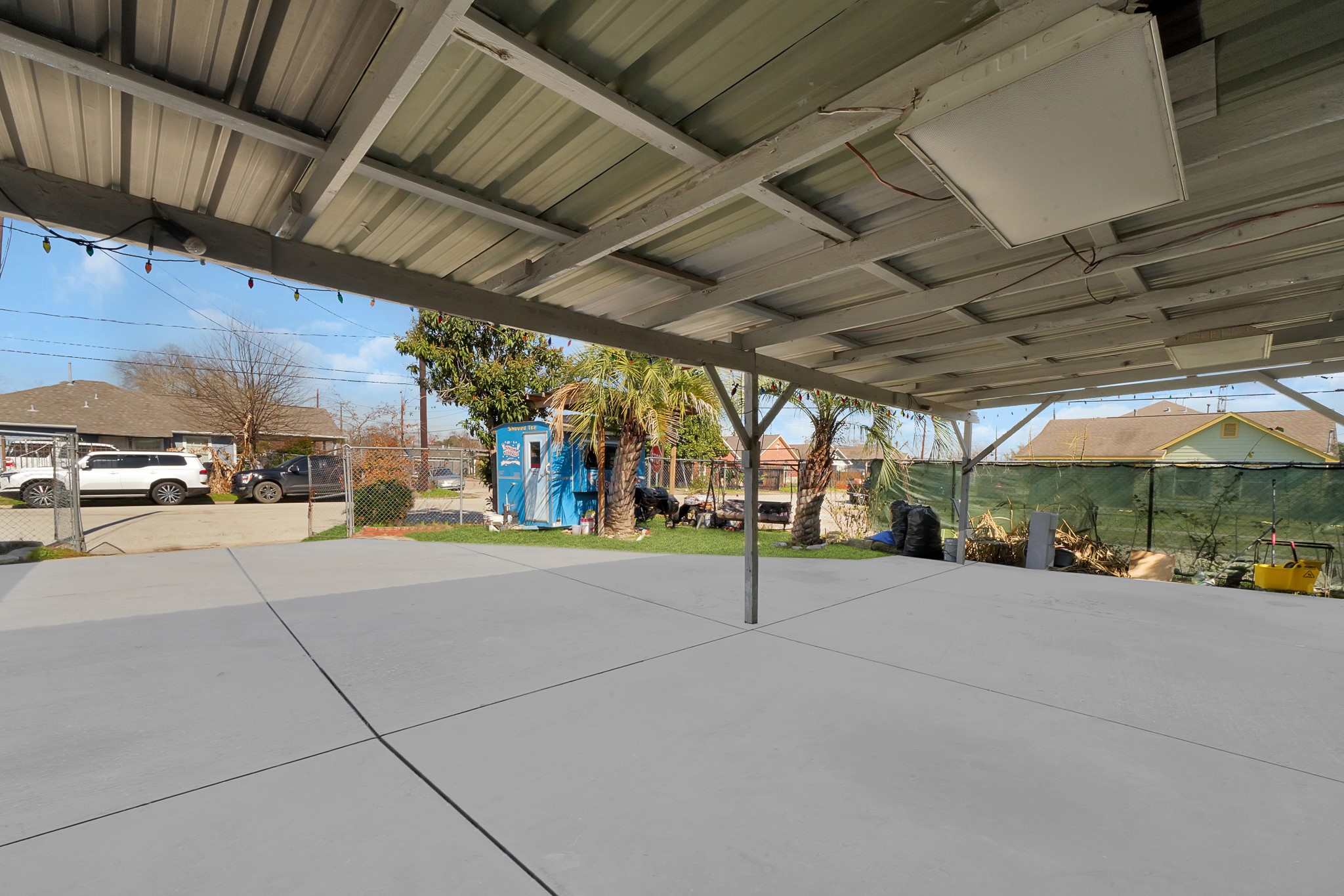 4811 Terry Street Houston, TX 77009 - Photo 26 of 30 Large Carpot