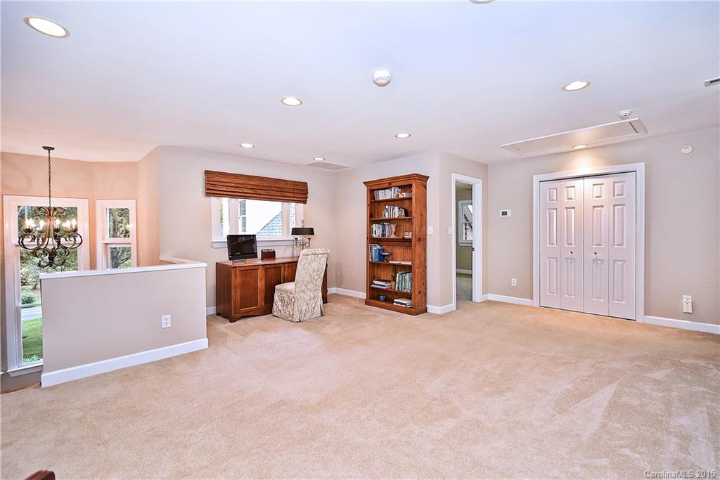 19530 Bustle Road Cornelius, NC 28031 - Photo 15 of 24 Gallery Image 15