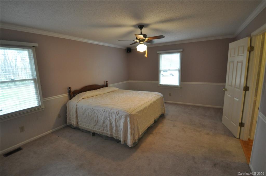 501 Lynn Road Oakboro, NC 28129 - Photo 12 of 26 Gallery Image 12