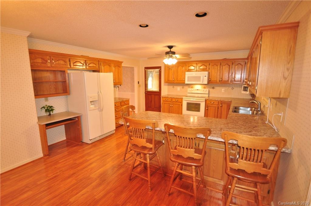 501 Lynn Road Oakboro, NC 28129 - Photo 8 of 26 Gallery Image 8