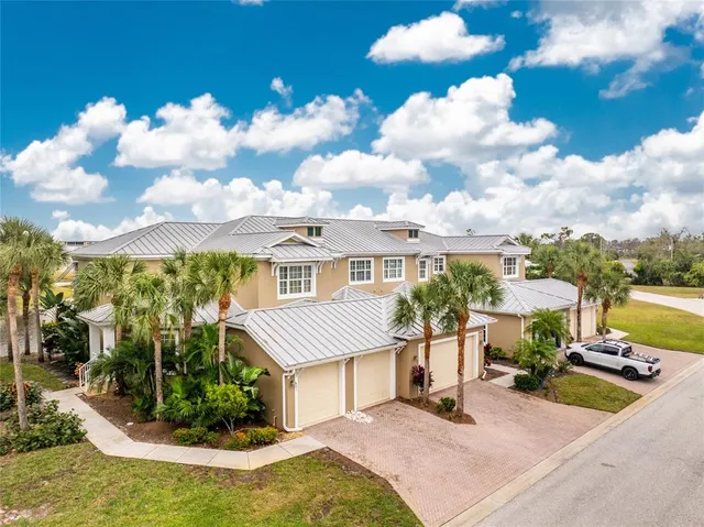 $349,900 | 10641 Lemon Creek Loop, Unit 102, Englewood, FL 34224