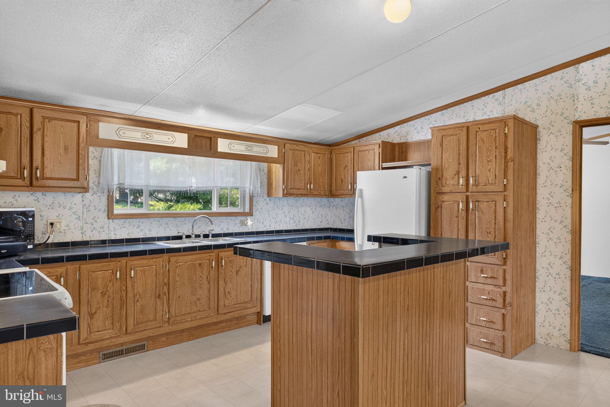 1910 Schubert Road, Unit 8 Bethel, PA 19507 - Photo 8 of 40 Island is both functional and fun