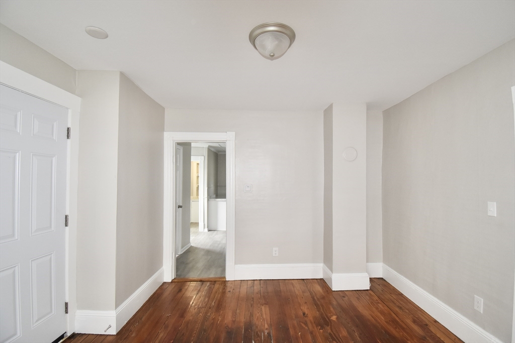 24-26 Pequot Street Springfield, MA 01151 - Photo 32 of 35