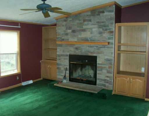 433 Little Shannon Run Road Mount Morris, PA 15349 - Photo 2 of 6