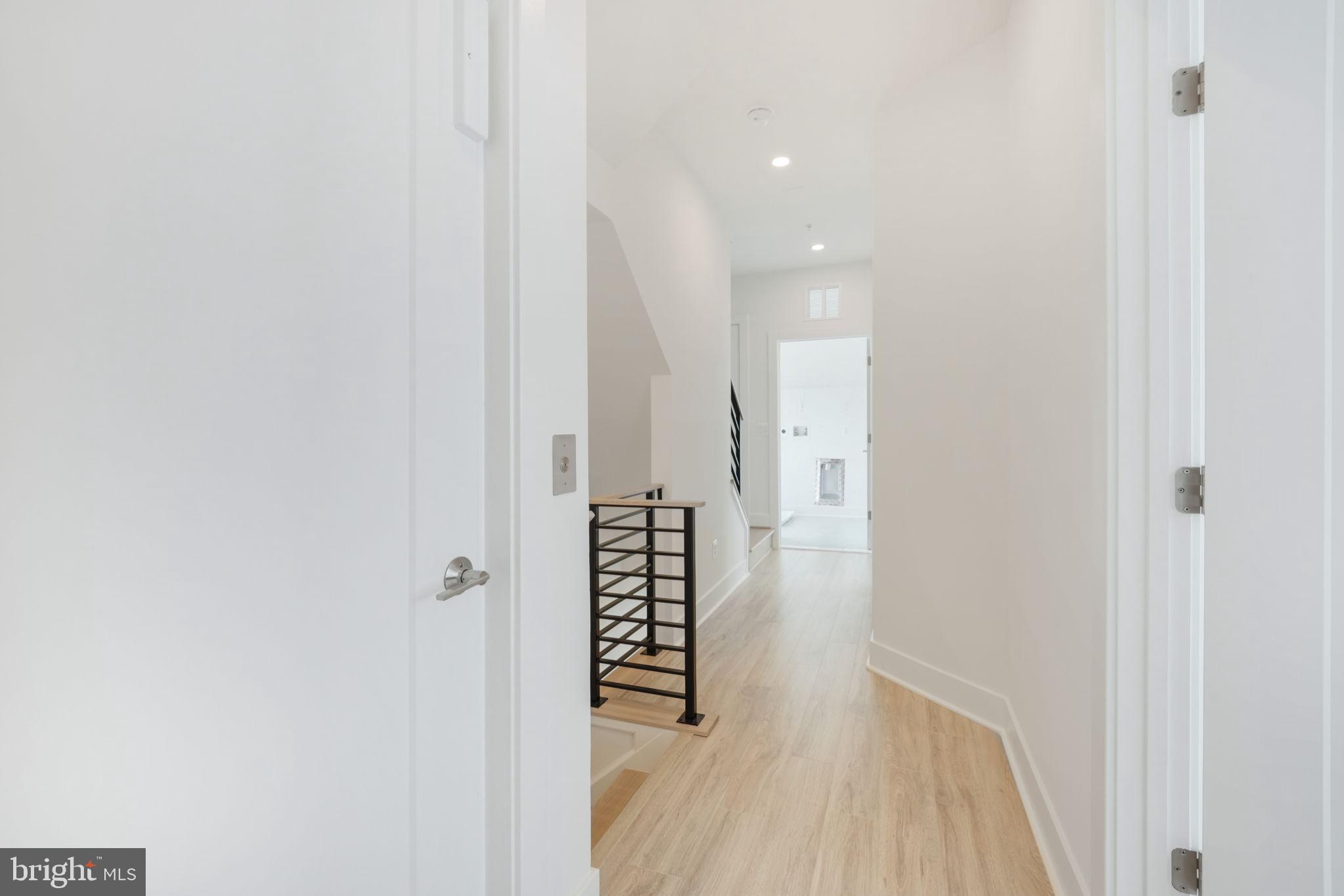 11232 Bunsen Street Reston, VA 20190 - Photo 22 of 52