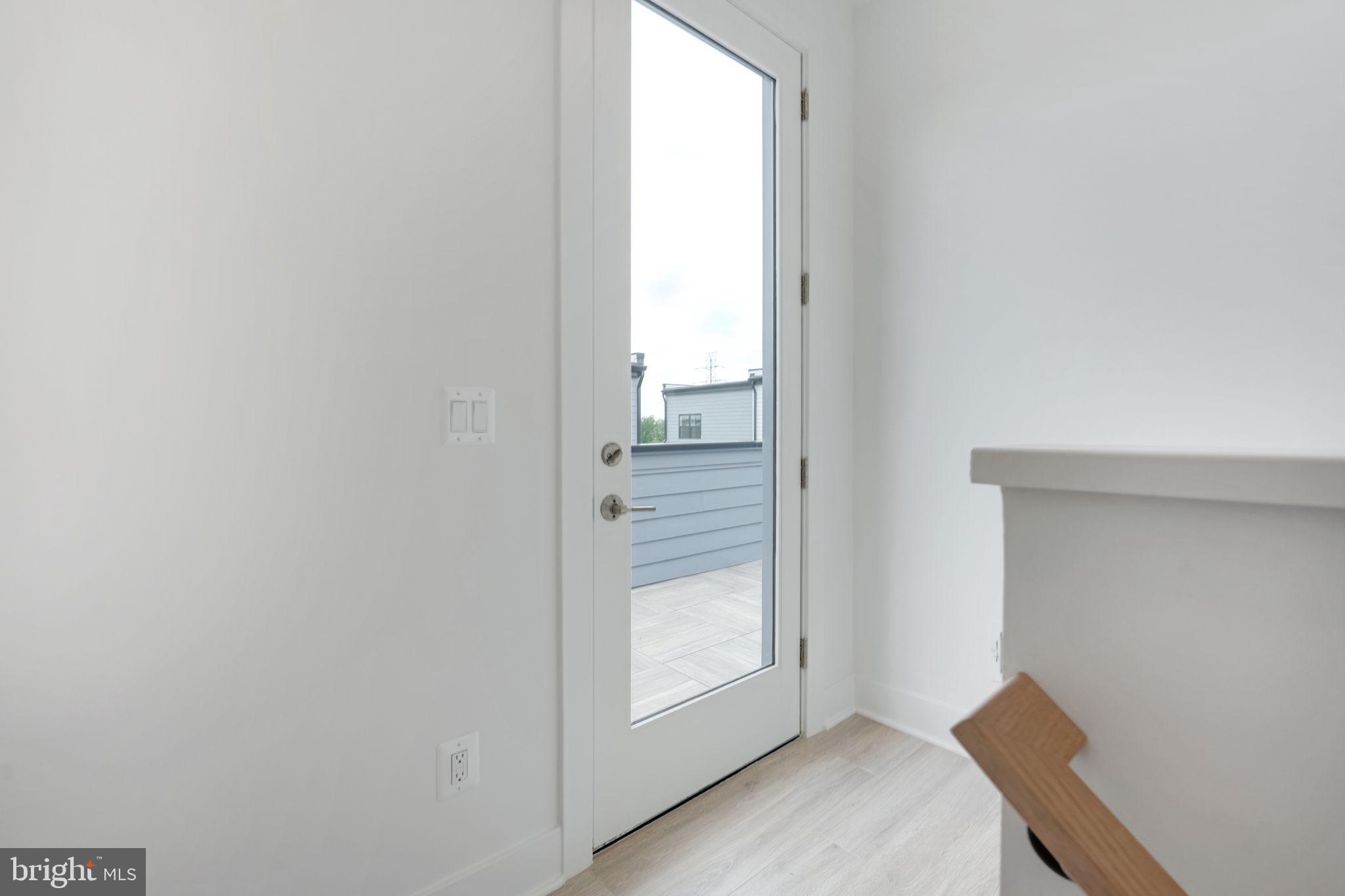 11232 Bunsen Street Reston, VA 20190 - Photo 35 of 52