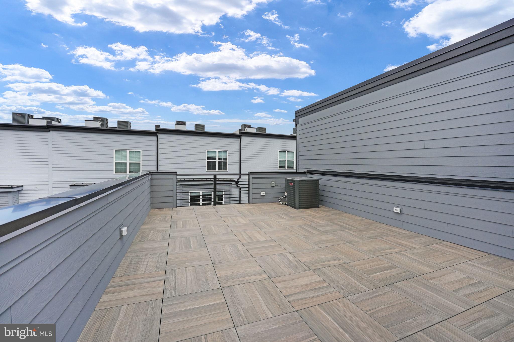 11232 Bunsen Street Reston, VA 20190 - Photo 37 of 52