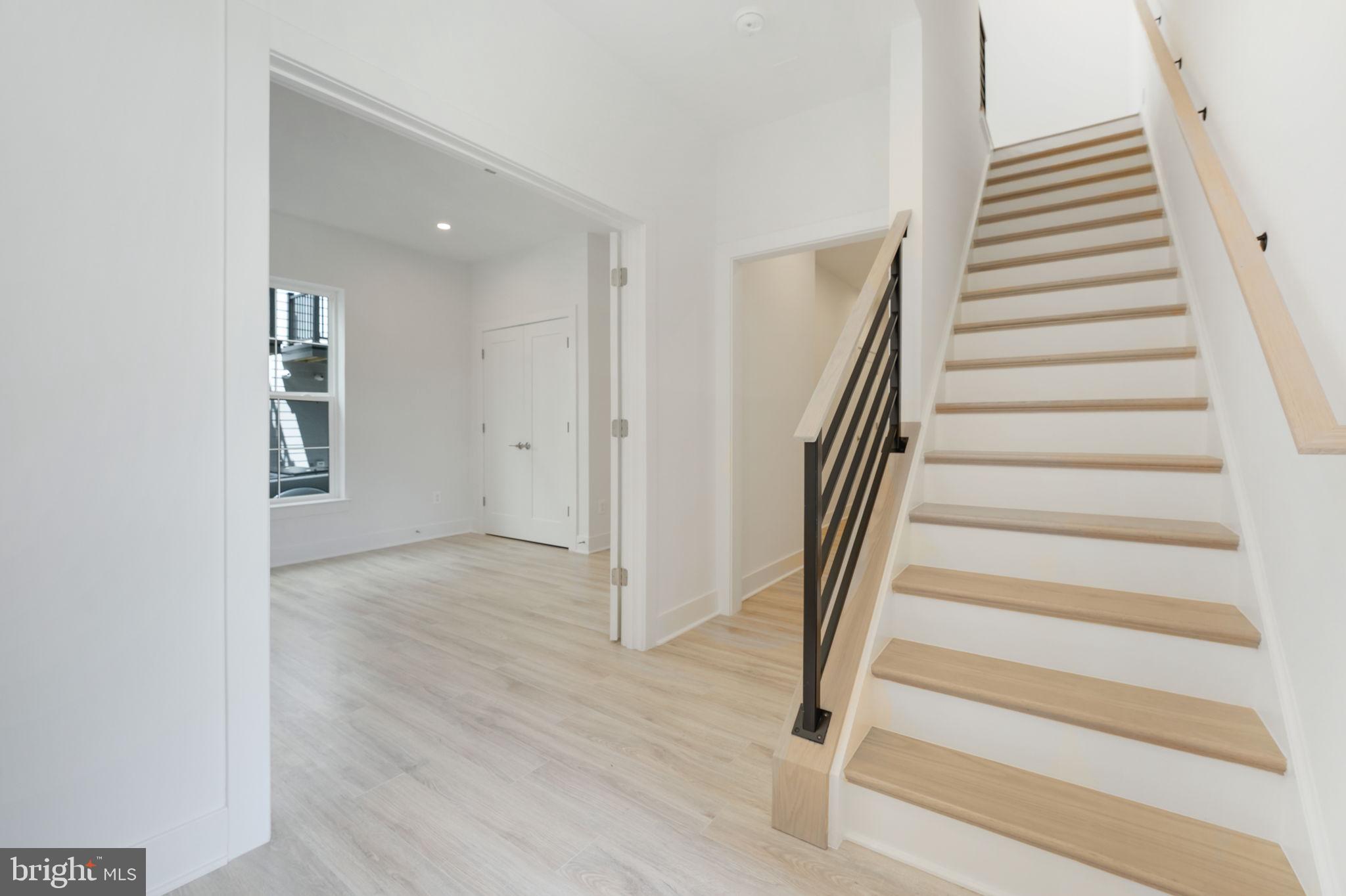 11232 Bunsen Street Reston, VA 20190 - Photo 42 of 52