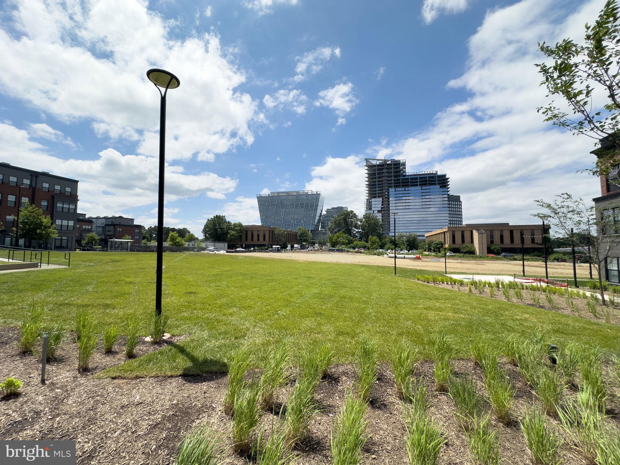 11232 Bunsen Street Reston, VA 20190 - Photo 44 of 52