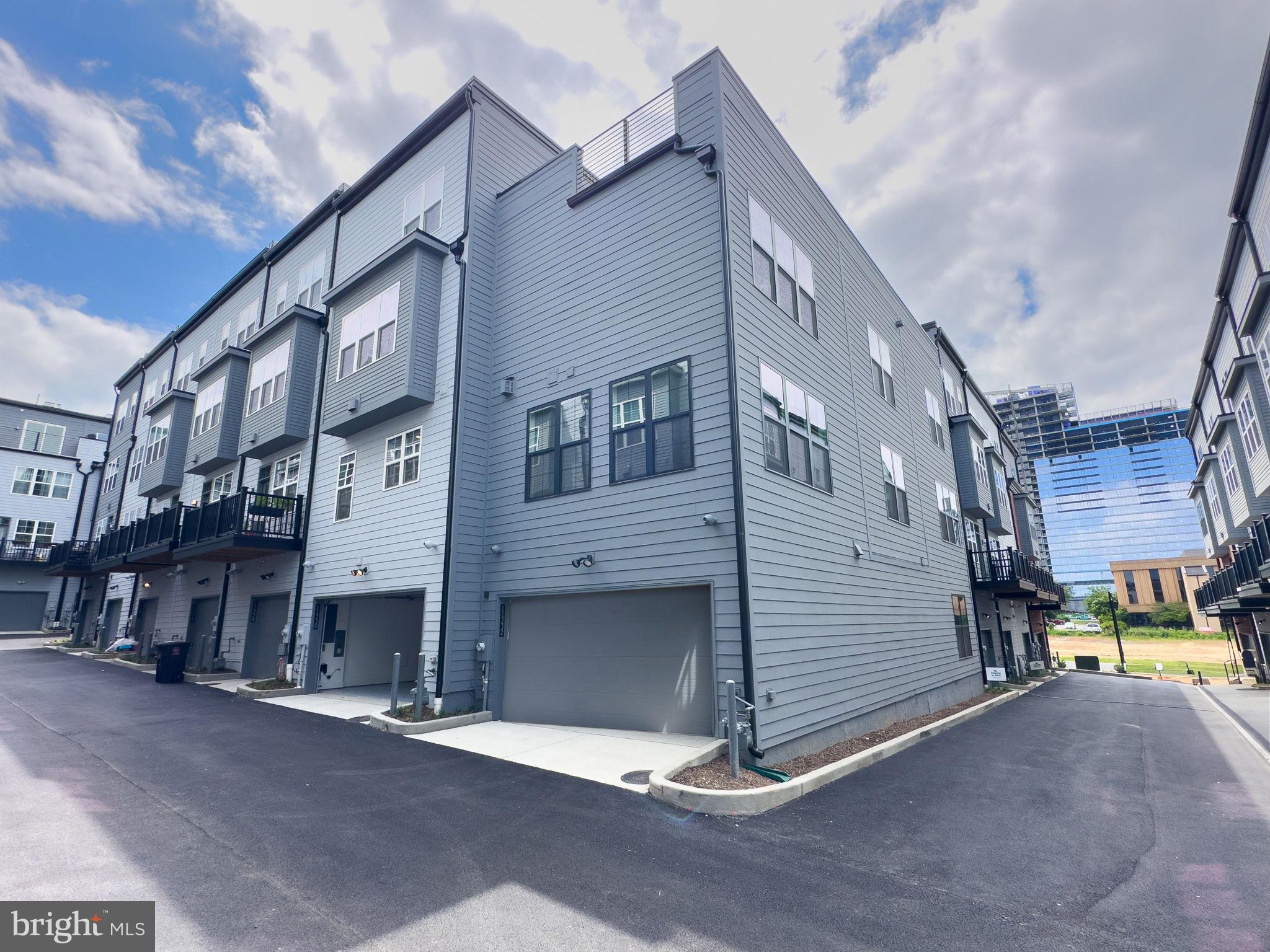 11232 Bunsen Street Reston, VA 20190 - Photo 52 of 52