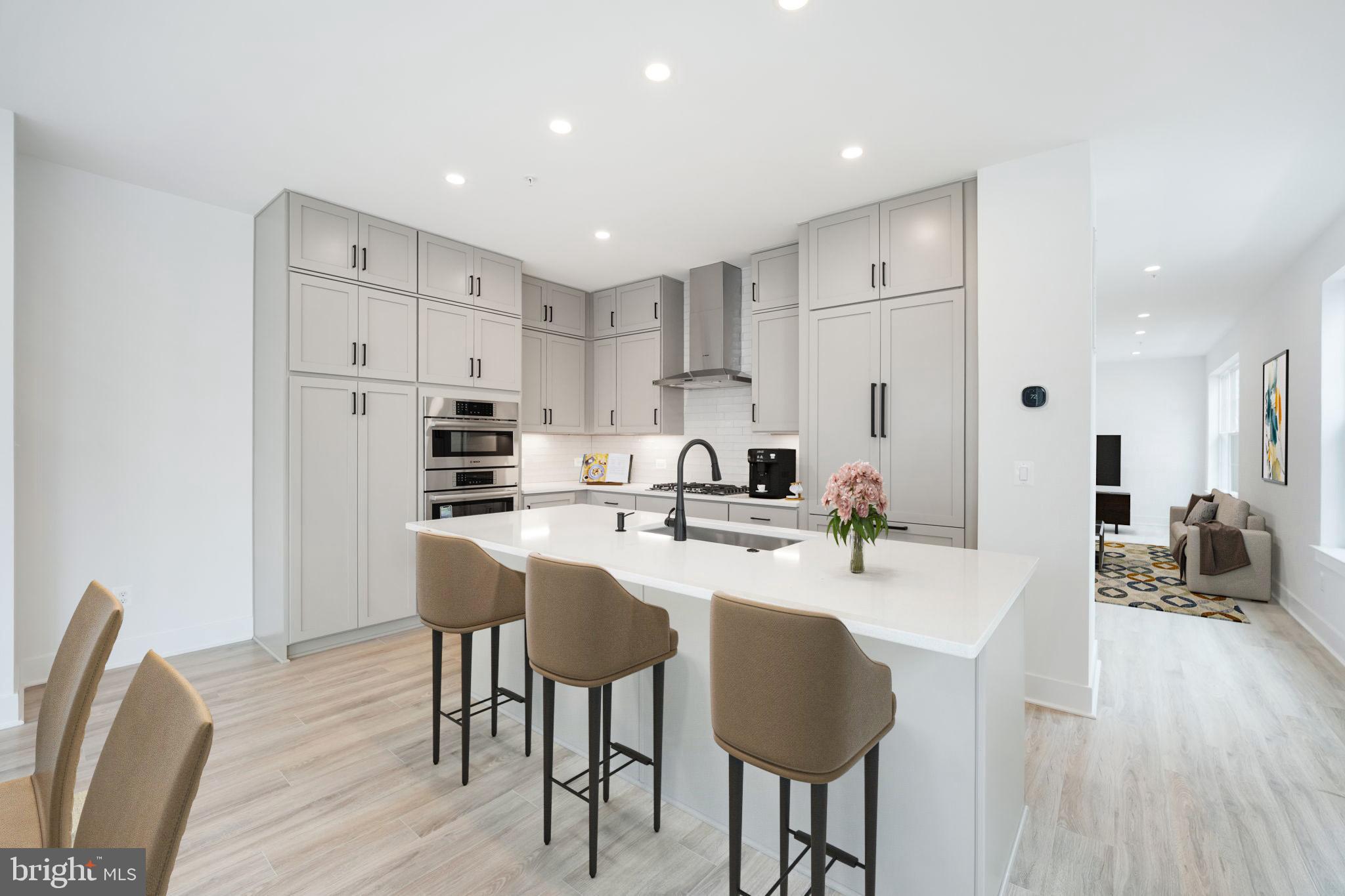 11232 Bunsen Street Reston, VA 20190 - Photo 8 of 52