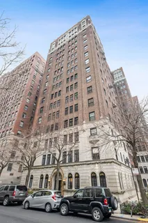 $440,000 | 415 West Aldine Avenue, Unit 9D, Chicago, IL 60657