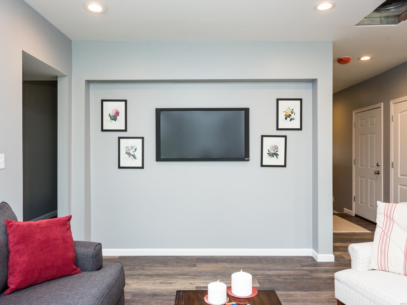 10340 Lackland Road St. Louis, MO 63114 - Photo 11 of 39 Gallery Image 11