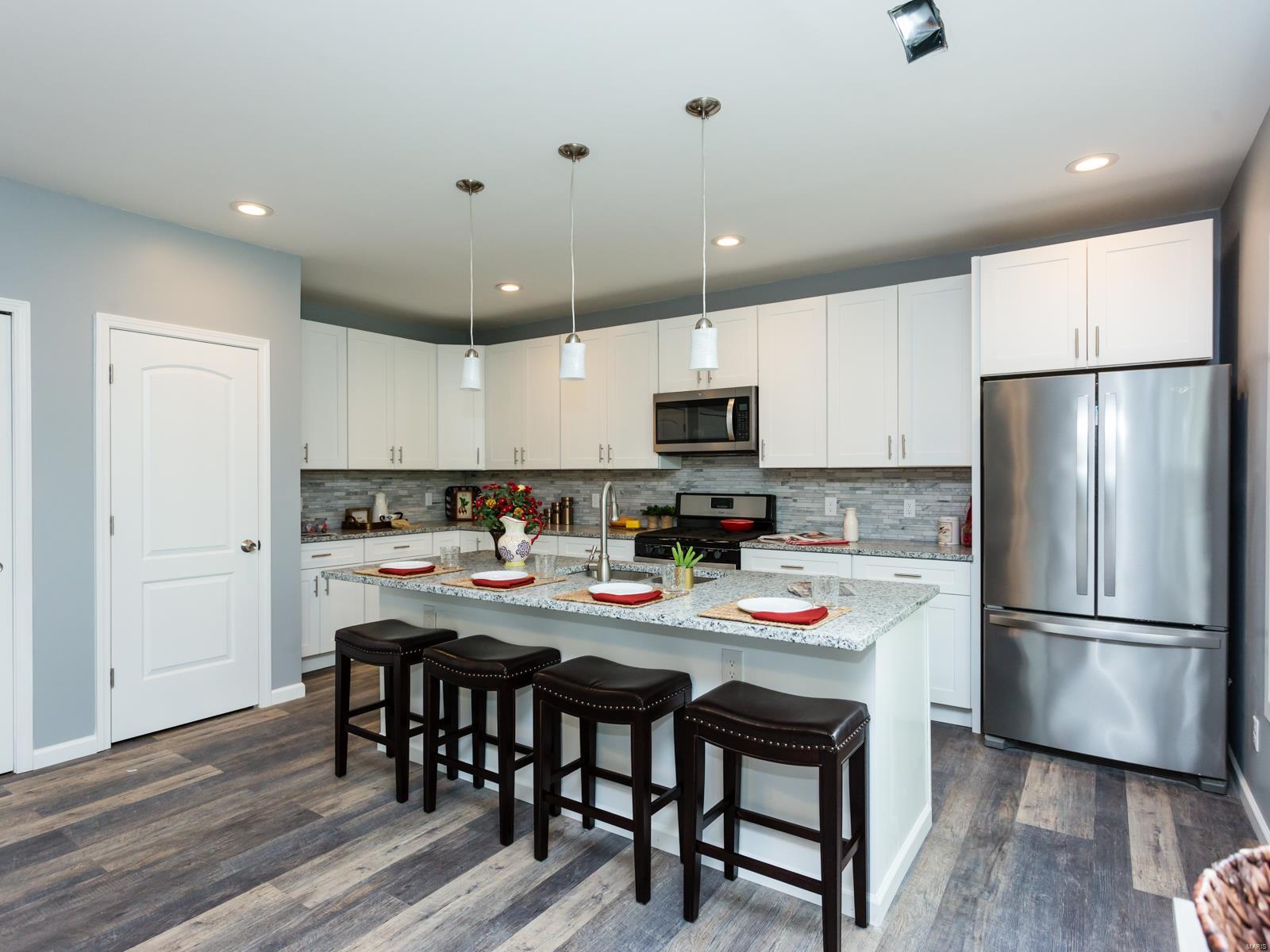 10340 Lackland Road St. Louis, MO 63114 - Photo 16 of 39 Gallery Image 16