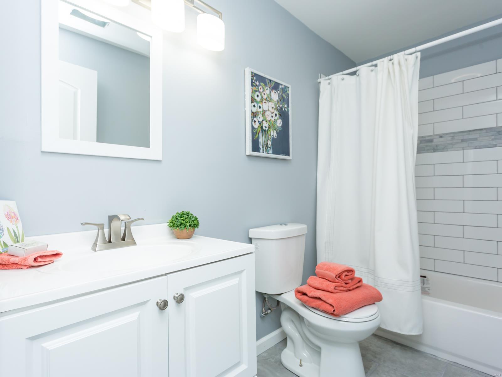 10340 Lackland Road St. Louis, MO 63114 - Photo 29 of 39 Gallery Image 29