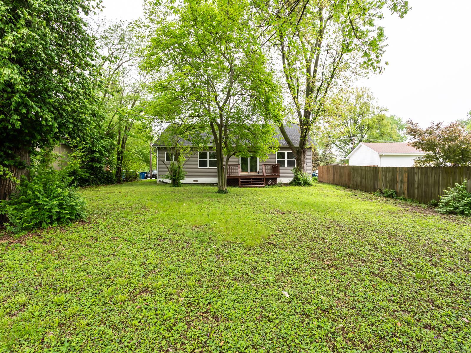 10340 Lackland Road St. Louis, MO 63114 - Photo 4 of 39 Gallery Image 4