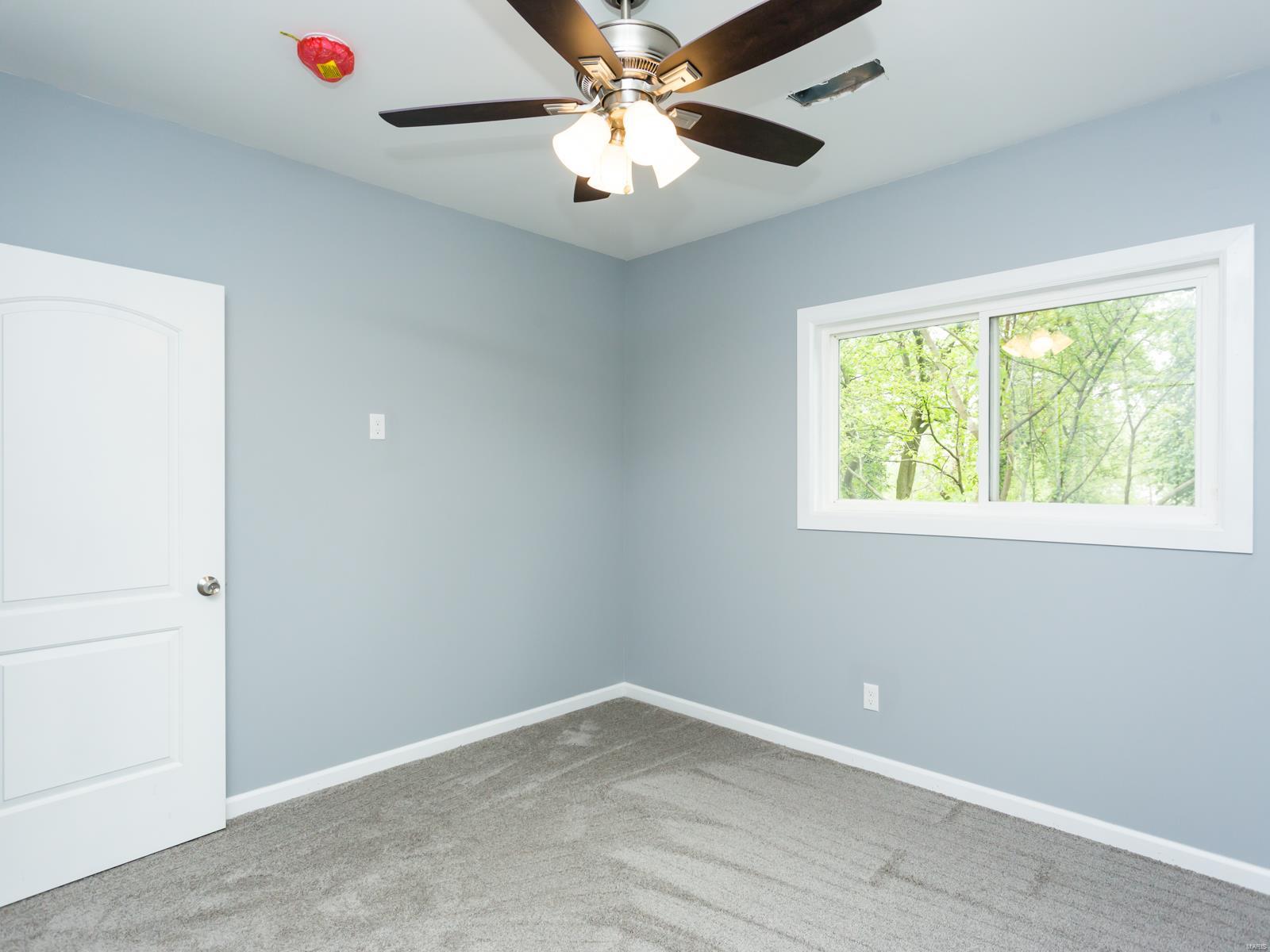10340 Lackland Road St. Louis, MO 63114 - Photo 31 of 39 Gallery Image 31