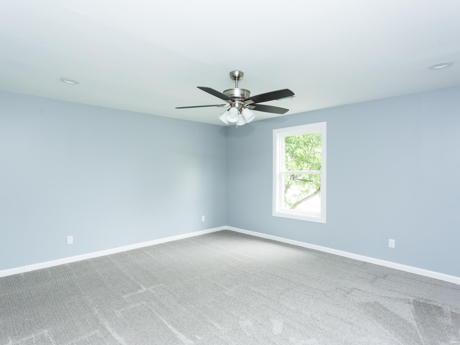 10340 Lackland Road St. Louis, MO 63114 - Photo 35 of 39 Gallery Image 35
