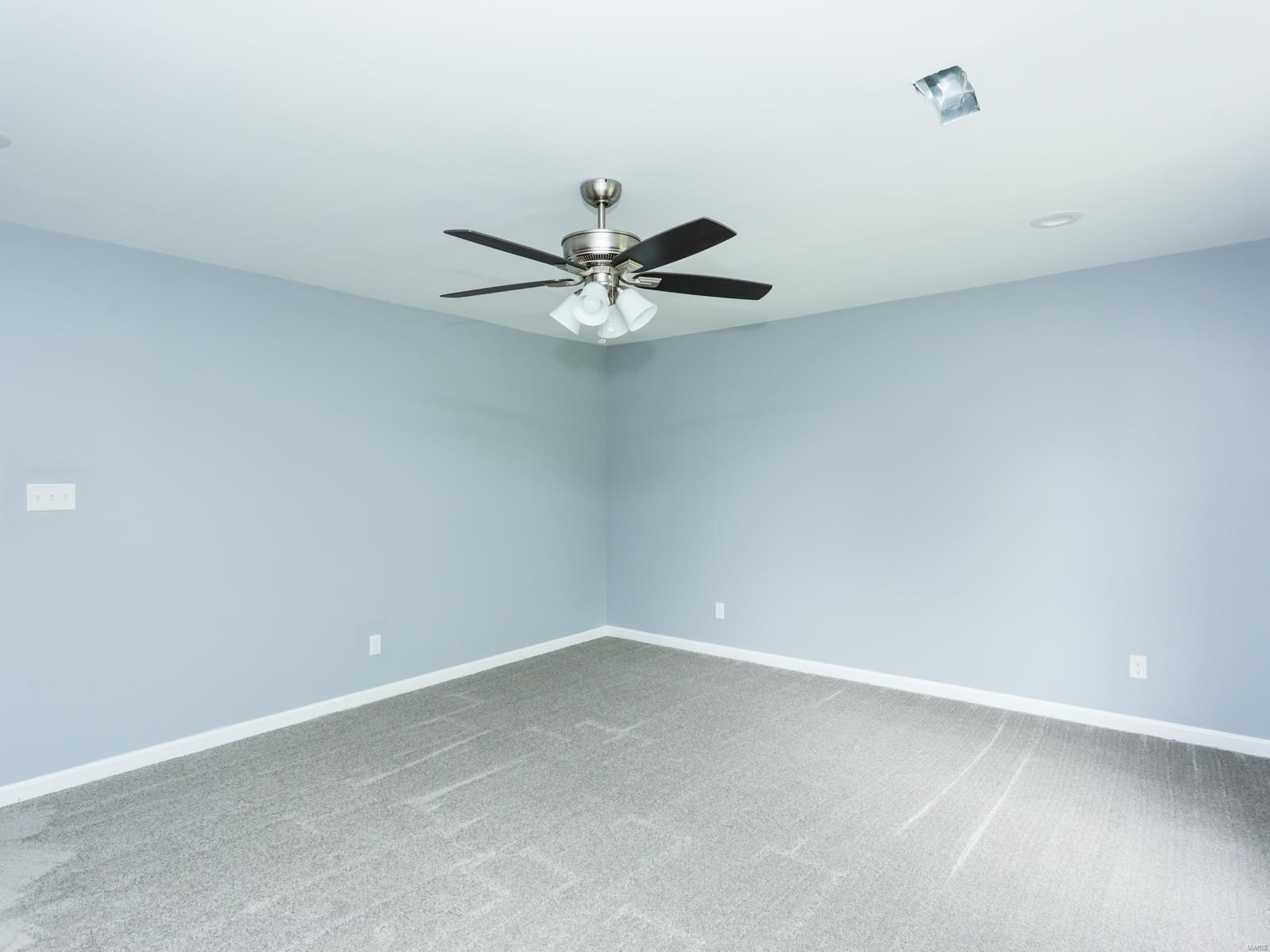 10340 Lackland Road St. Louis, MO 63114 - Photo 36 of 39 Gallery Image 36