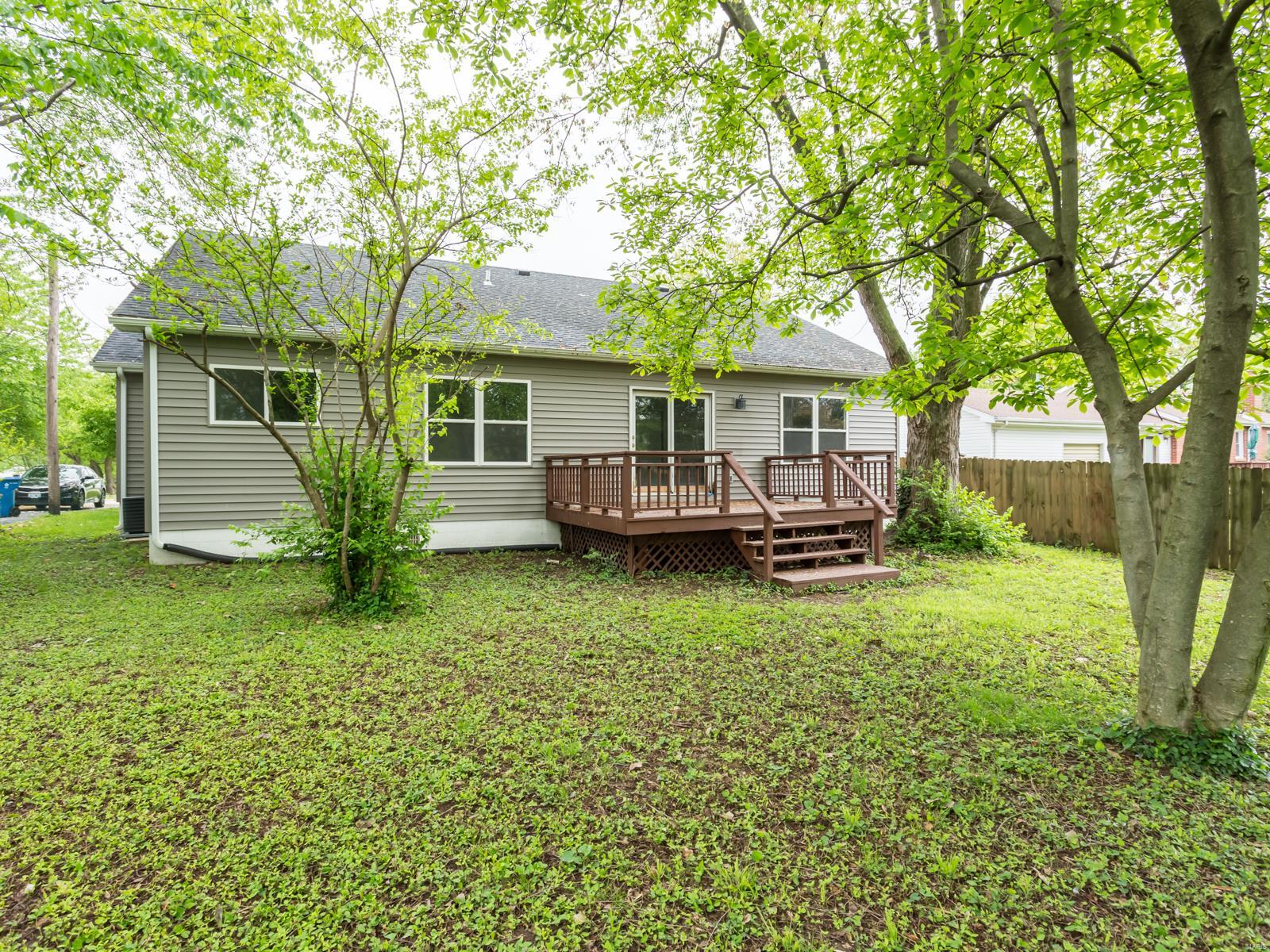 10340 Lackland Road St. Louis, MO 63114 - Photo 5 of 39 Gallery Image 5