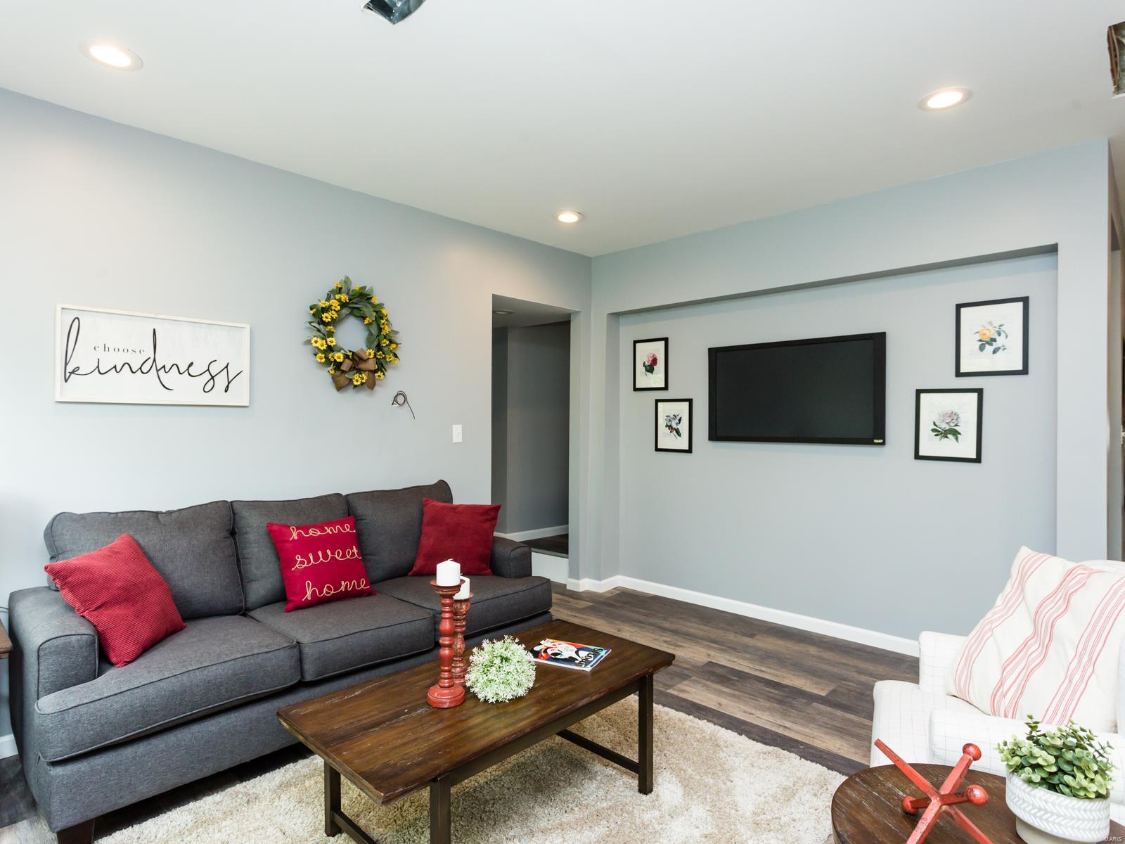 10340 Lackland Road St. Louis, MO 63114 - Photo 8 of 39 Gallery Image 8
