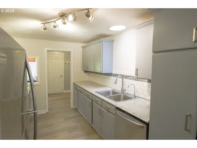 $425,000 | 58798 Fairview Road, Coquille, OR 97423