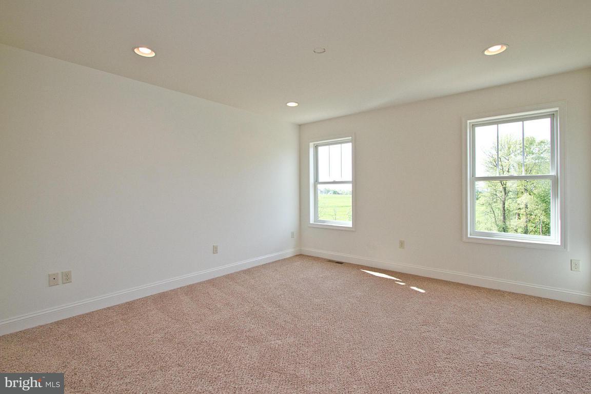 475 Hamilton Road, Unit 13 Lancaster, PA 17603 - Photo 23 of 42 Gallery Image 23