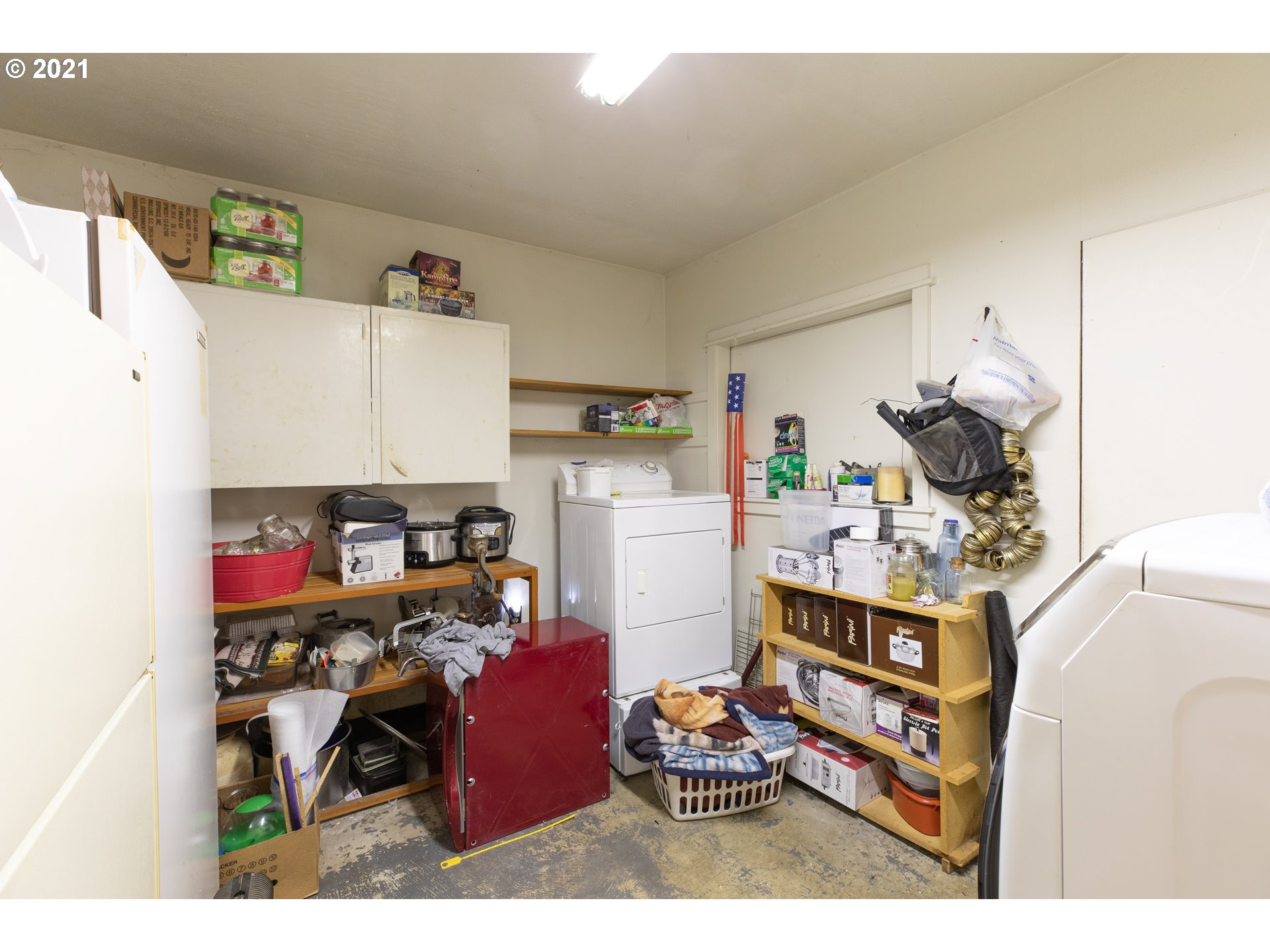 63529 South Spring Road Coos Bay, OR 97420 - Photo 27 of 32 Gallery Image 27