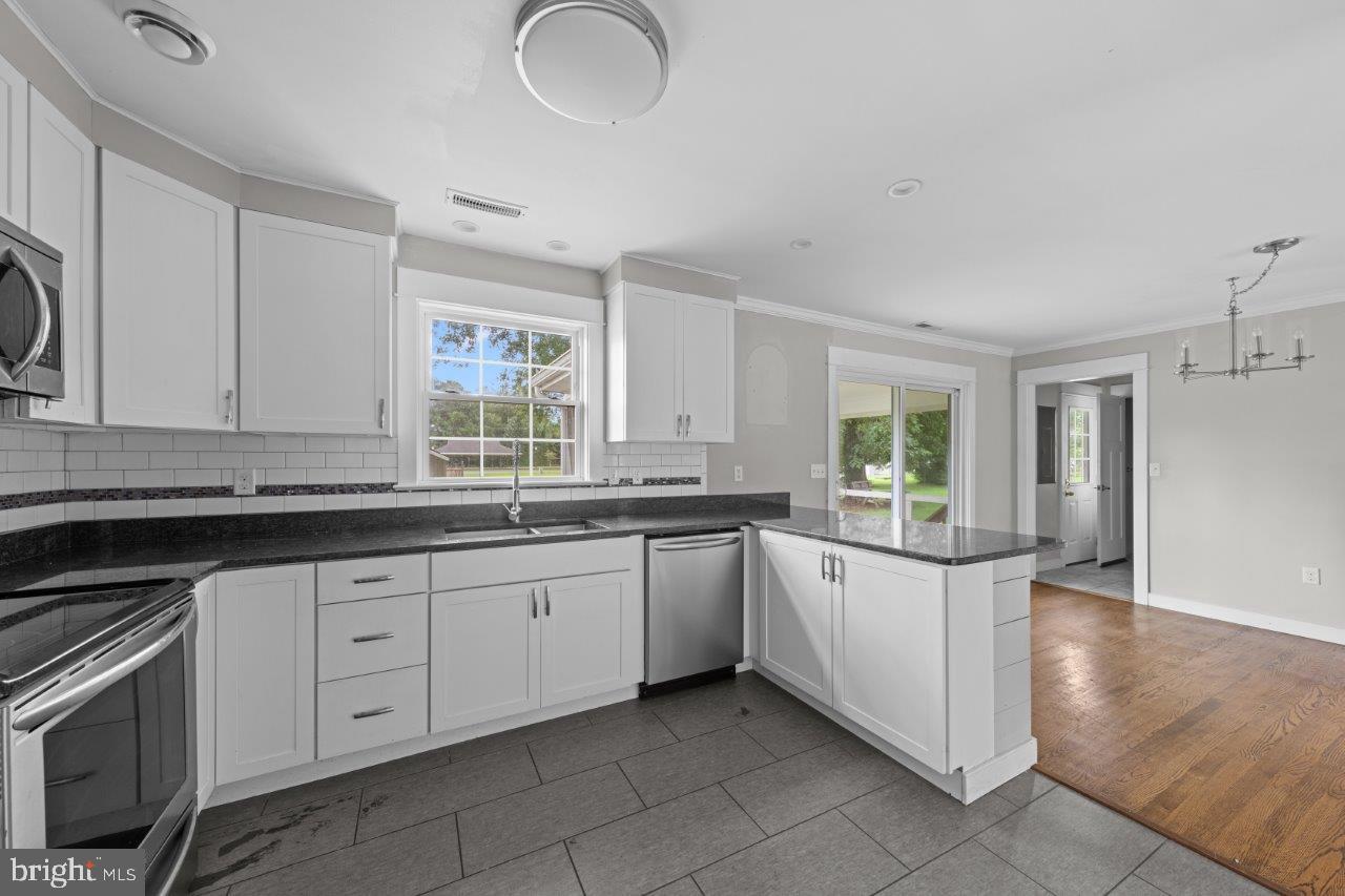 200 Hurlock Avenue Hurlock, MD 21643 - Photo 13 of 41