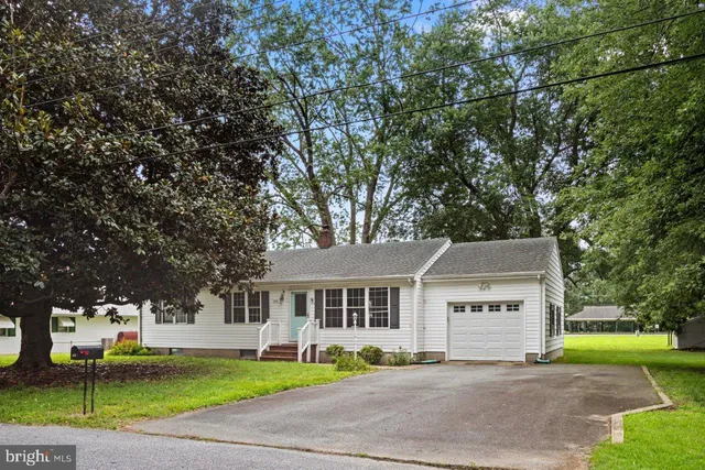 $204,900 | 200 Hurlock Avenue, Hurlock, MD 21643