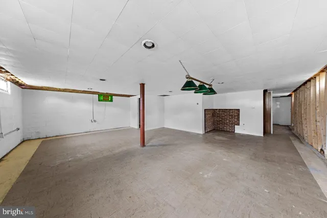 $204,900 | 200 Hurlock Avenue, Hurlock, MD 21643