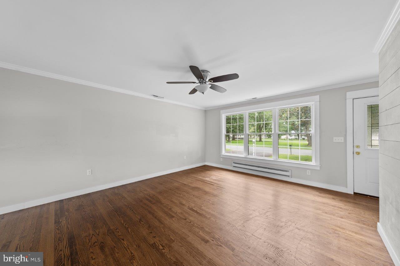 200 Hurlock Avenue Hurlock, MD 21643 - Photo 6 of 41