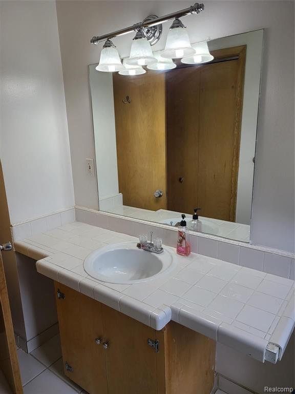 21544 Newcastle Road Harper Woods, MI 48225 - Photo 12 of 16