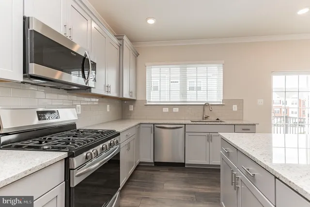 $3,750 | 8039 Blue Stream Drive, Elkridge, MD 21075